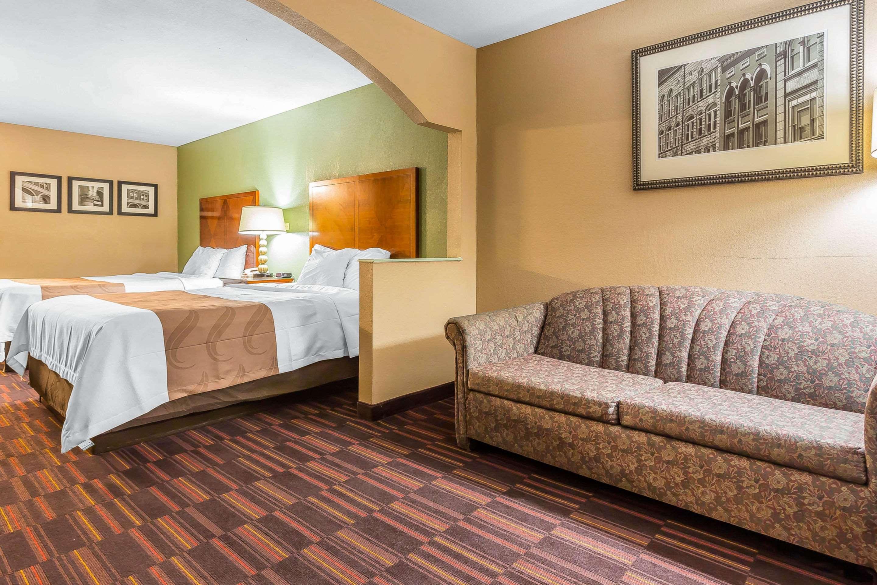 Quality Inn & Suites Near Robins Air Force Base Warner Robins Esterno foto
