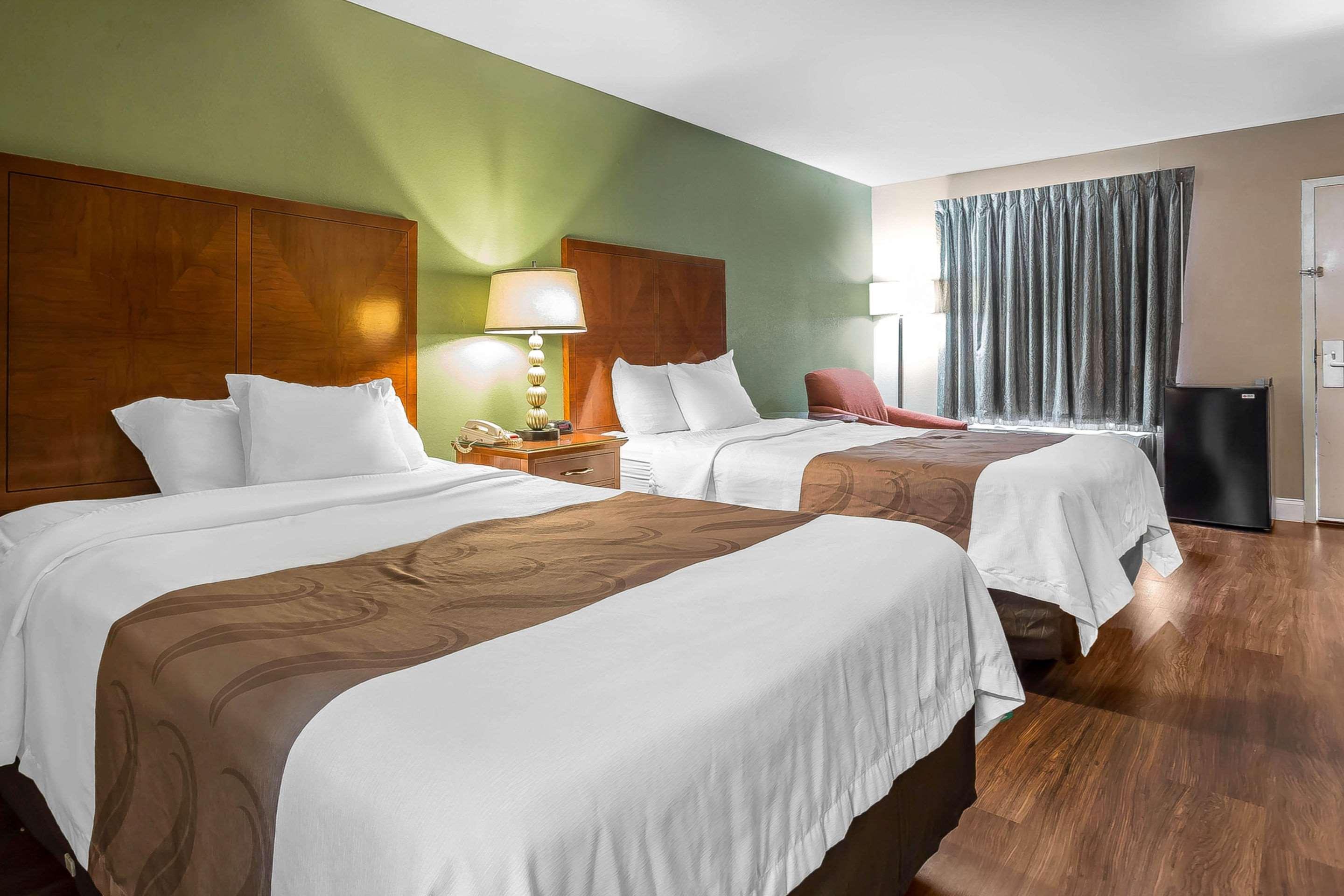 Quality Inn & Suites Near Robins Air Force Base Warner Robins Esterno foto