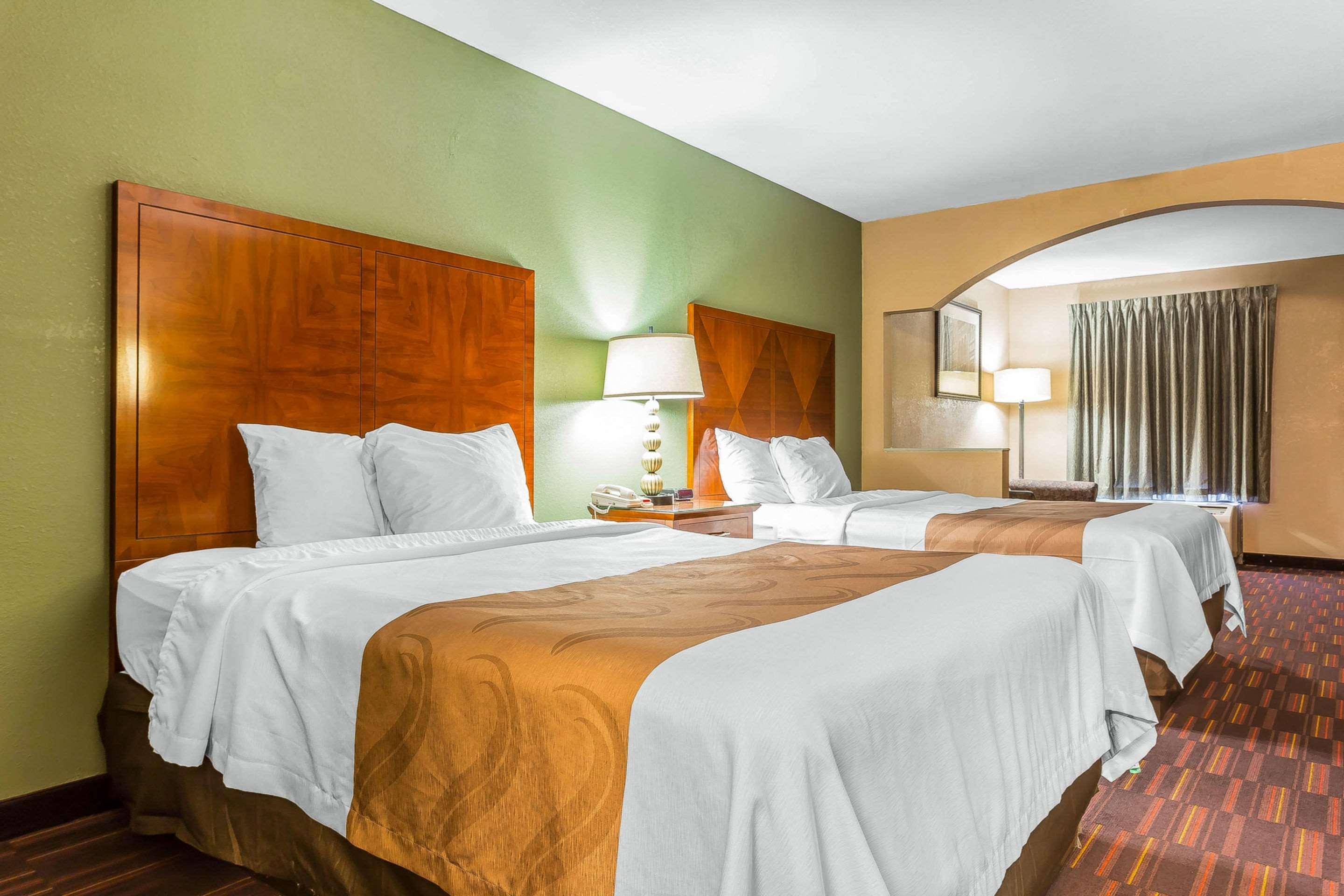 Quality Inn & Suites Near Robins Air Force Base Warner Robins Esterno foto
