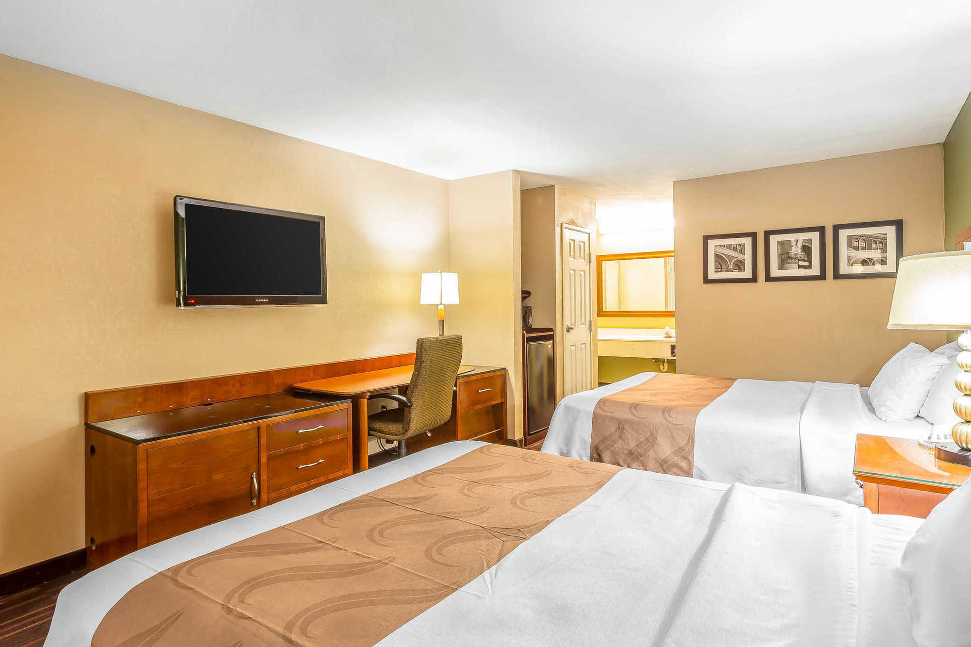 Quality Inn & Suites Near Robins Air Force Base Warner Robins Camera foto